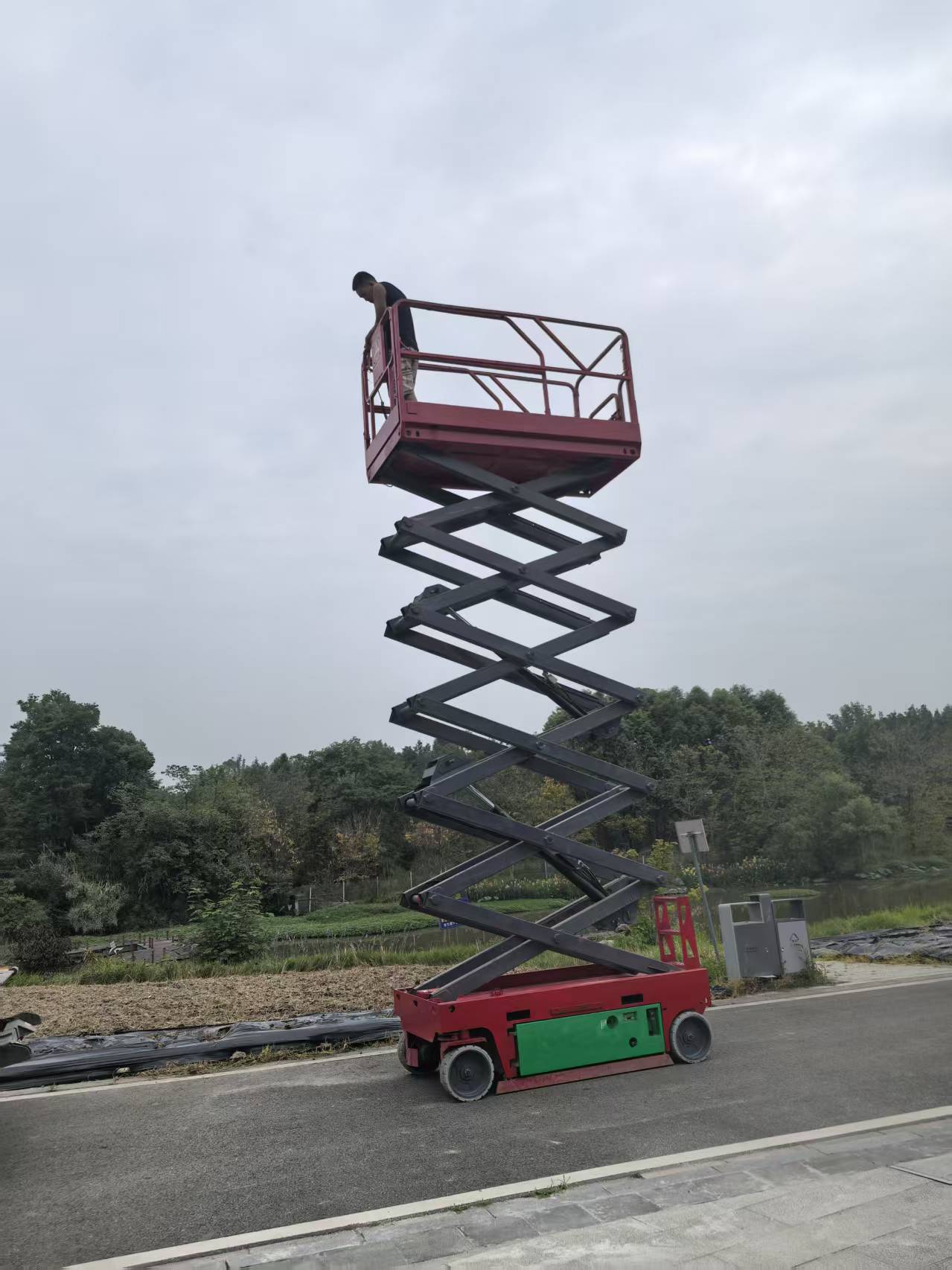成都升降機租賃