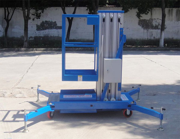 曲臂式高空作業(yè)車出租價格